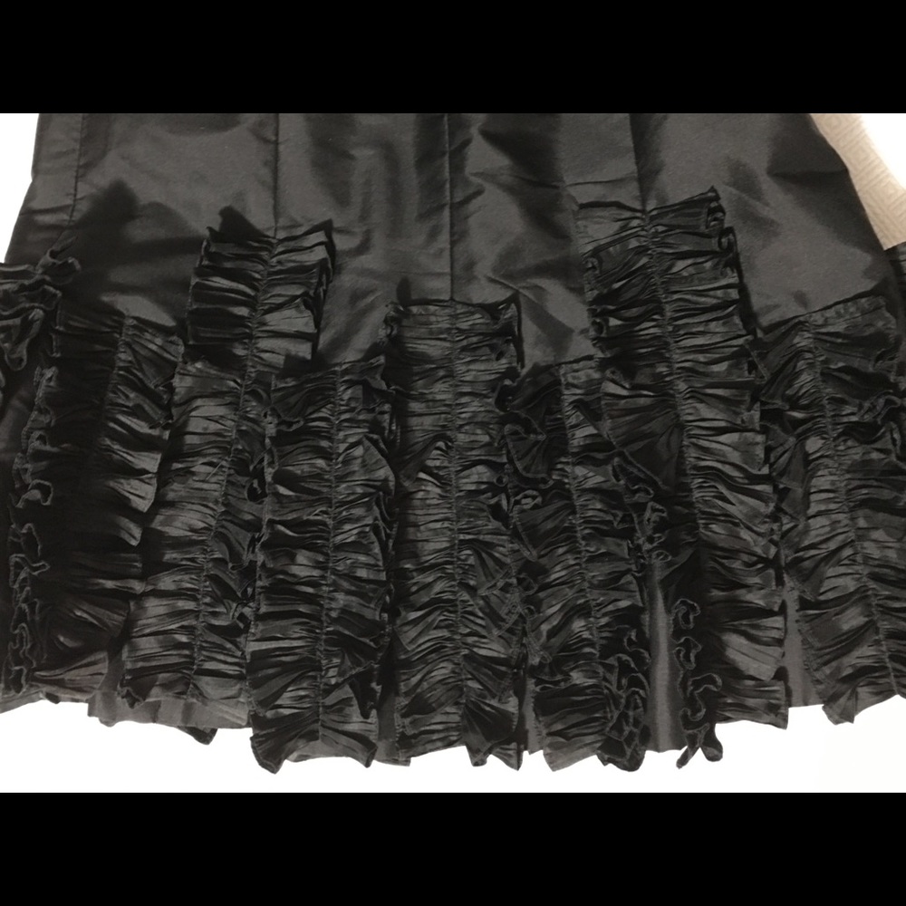 Black size 4 cocktail dress 100% THAI SILK - Picture 5 of 8
